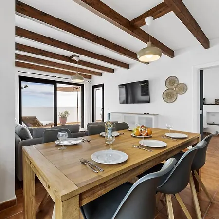 Villa 4 - Vipvipvillas Tias