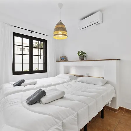 4 - Vipvipvillas Βίλα *